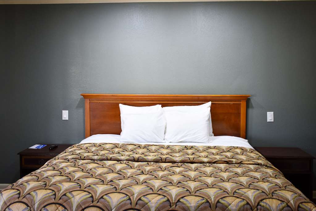 Rodeway Inn Swainsboro Quarto foto